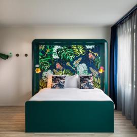 B&B HOTEL Brussels Centre Louise,位于布鲁塞尔的酒店