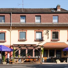 Herzog's Ulsterbrücke Garni Hotel,位于Tann的酒店
