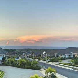 Jamnick Vacation Rentals - Fern Court, Richmond Estate, St Ann, Jamaica，位于欧丘里欧的酒店