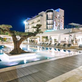 Mec Paestum Hotel,位于帕埃斯图姆的酒店