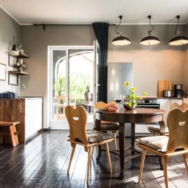 Villa B - Neuer Geist in alten Mauern: luxuriös Wohnen in der Residenzstadt Gotha，位于哥达的酒店