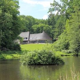 Forsthaus-Ferienhotel am Dobrock,位于Wingst的酒店