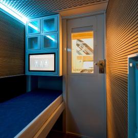 Resting Pods - Zzzleepandgo Wien Airport，位于施韦夏特的酒店