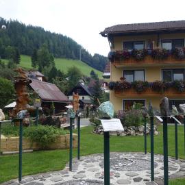 Edelsteinhotel Guniwirt，位于Krakaudorf的酒店