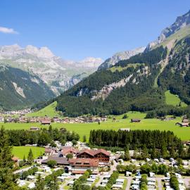 Alpenresort Eienwäldli Camping，位于英格堡的酒店