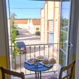 MyWay Kite&Surf - hotel Jardim Oudinot,位于伊利亚武的酒店