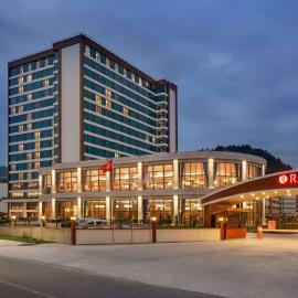 Ramada Plaza by Wyndham Rize，位于里泽的酒店