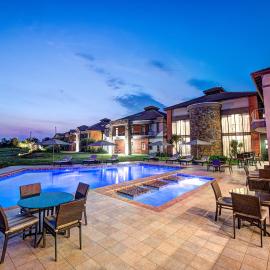 Royal Marang Hotel，位于Phokeng的酒店