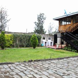 Fina Gardens Resort, Naivasha，位于奈瓦沙的酒店