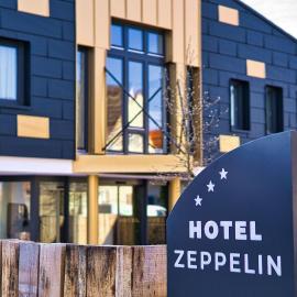 Hotel Zeppelin,位于劳普海姆的酒店