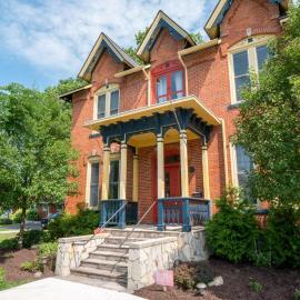 The Woodbridge House,位于Kingsville的酒店