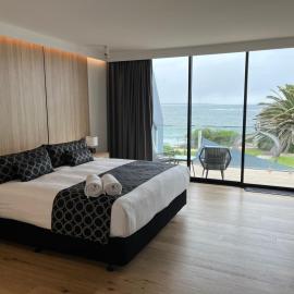 Ocean Front Motel，位于安特兰斯的酒店