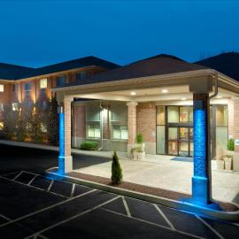 Holiday Inn Express & Suites Smithfield - Providence by IHG，位于史密斯菲尔德的酒店