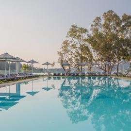 Rodostamo Hotel & Spa- Adults Friendly，位于科梅诺的酒店