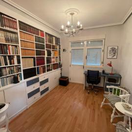 Apartamento en entorno natural, La biblioteca，位于菲加雷多的酒店