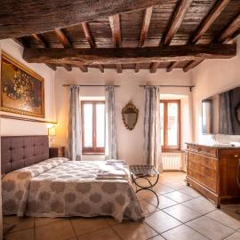 HOTEL TREVI Palazzo Natalini，位于特雷维的酒店