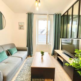 LORIENT CENTRE - WiFI FIBRE - NOUVEAU，位于洛里昂的酒店