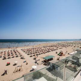 Riviera Mare Beach Life Hotel，位于里米尼的酒店