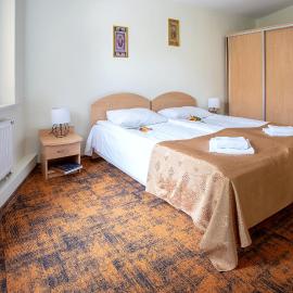 Hotel Zamek，位于吉日茨科的酒店