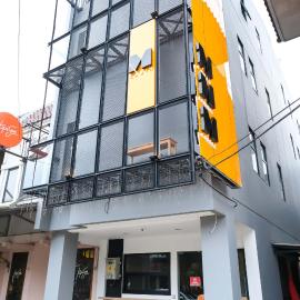 M Cabin Karawaci，位于Binong的酒店