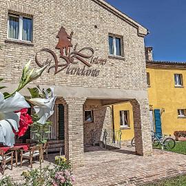 Il Ristoro Del Viandante，位于Offagna的酒店