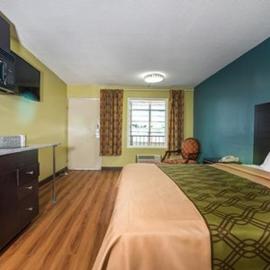 Royal Extended Stay Hotel，位于Selma的酒店
