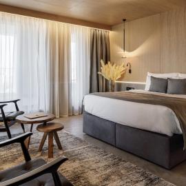 Qosmo Brasov Hotel，位于布拉索夫的酒店