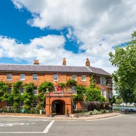 The Relais Henley,位于亨利昂泰晤士的酒店