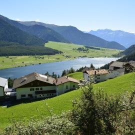 Berghotel Plagött,位于圣瓦伦蒂诺阿拉穆塔的酒店