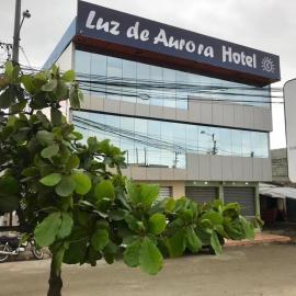 Luz de Aurora HOTEL,位于曼塔的酒店