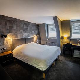 Cit'Hotel B Hotel Brasserie，位于贝休恩的酒店