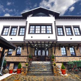 Hotel Theatre，位于比托拉的酒店