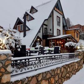 Hotel Rudi，位于Boge的酒店