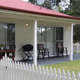 Sapphire Chalets, Augusta，位于奥古斯塔的酒店