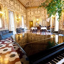 Decumani Hotel De Charme，位于那不勒斯的酒店