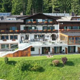 Alpenhotel Ratsberg 1650m，位于多比亚科的酒店