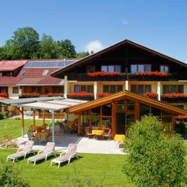 Hotel Landhaus Schmid，位于费斯恩的酒店