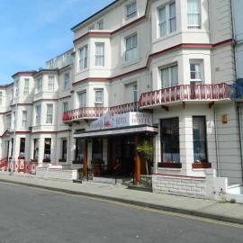 St George Hotel Great Yarmouth，位于大雅茅斯的酒店