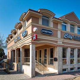 City Panzió，位于索尔沃什的酒店