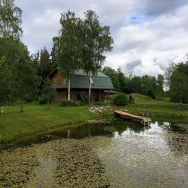 Kooli talu puhkemaja，位于Valingu的酒店