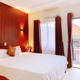 Poetic Hue Hotel & Spa，位于顺化的酒店