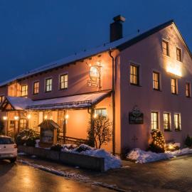 Gasthof Rose，位于Langenaltheim的酒店