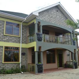 Korona Villa Lodge，位于阿鲁沙的酒店
