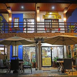 Argamosa Bayside Inn，位于科隆的酒店