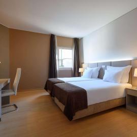 TRYP by Wyndham Porto Centro Hotel，位于波尔图的酒店