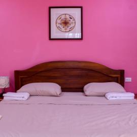 Ecohotel Shalom，位于巴利亚多利德的酒店