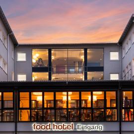 Food Hotel，位于新维德的酒店
