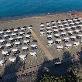 CSA Hotel Beach & Park，位于毕博纳的码头的酒店