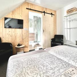 B&B Hartje Spakenburg，位于Spakenburg的酒店