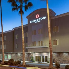 Candlewood Suites - Safety Harbor by IHG，位于塞夫蒂港的酒店